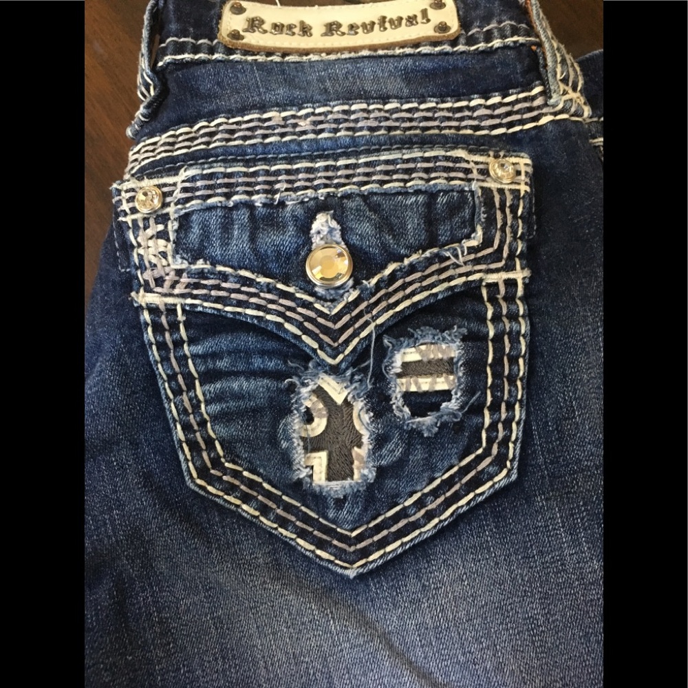 Like new Rock Revival Felicia cuff straight size30